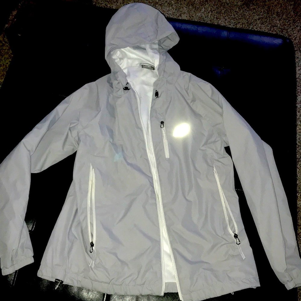 New balance coat